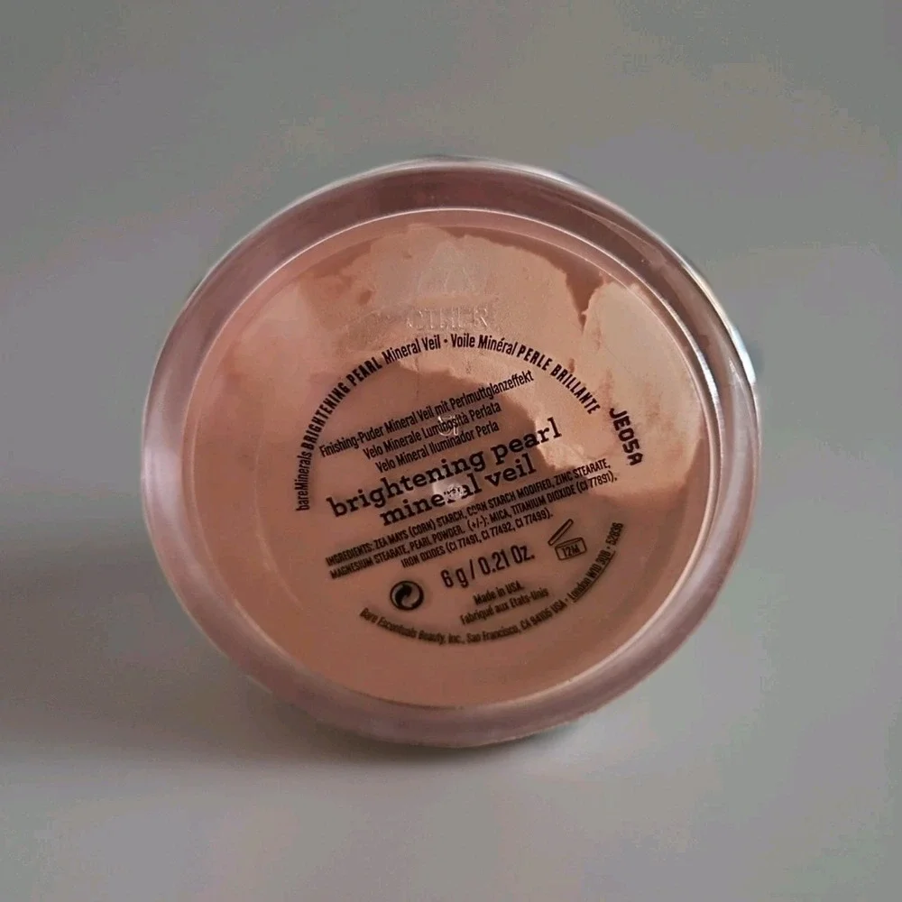 Bare Minerals Brightening Pearl Mineral Veil Larger 6 g. Opened